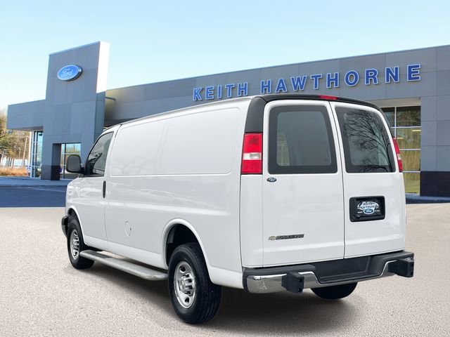 Used 2024 Chevrolet Express 2500 w/ Driver Convenience Package image 5