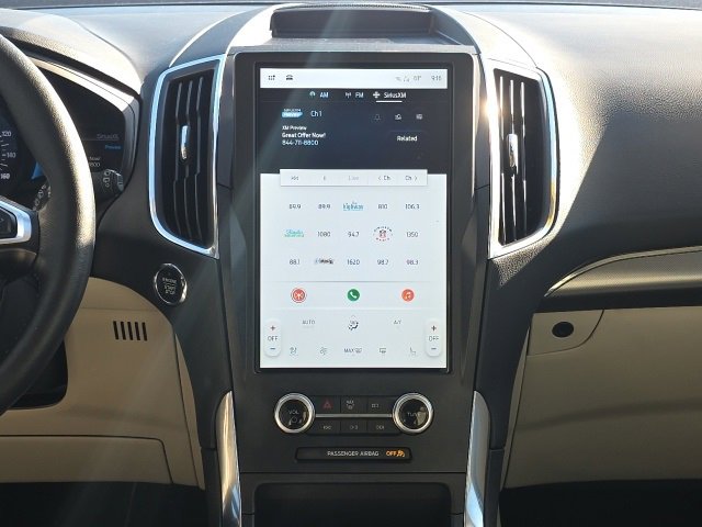 Used 2023 Ford Edge Titanium image 14