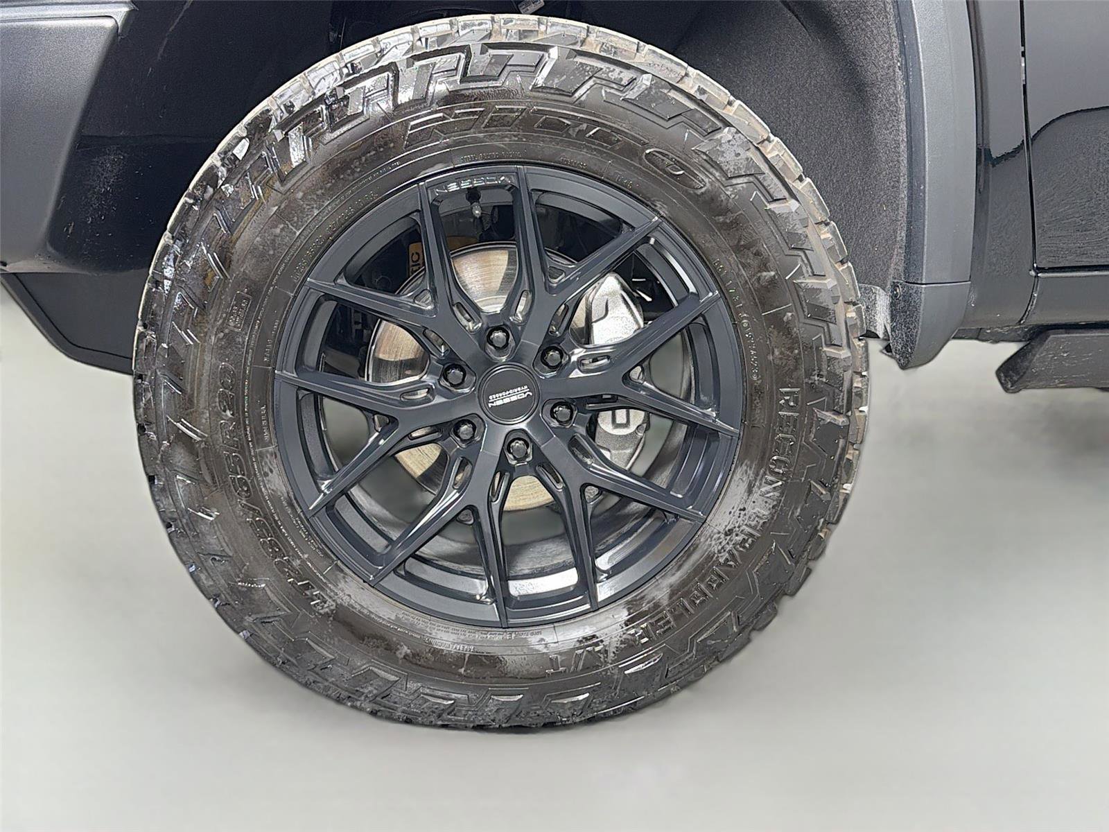 Used 2026 GMC Sierra 1500 AT4X w/ AT4X AEV Edition AWD/4WD image 11