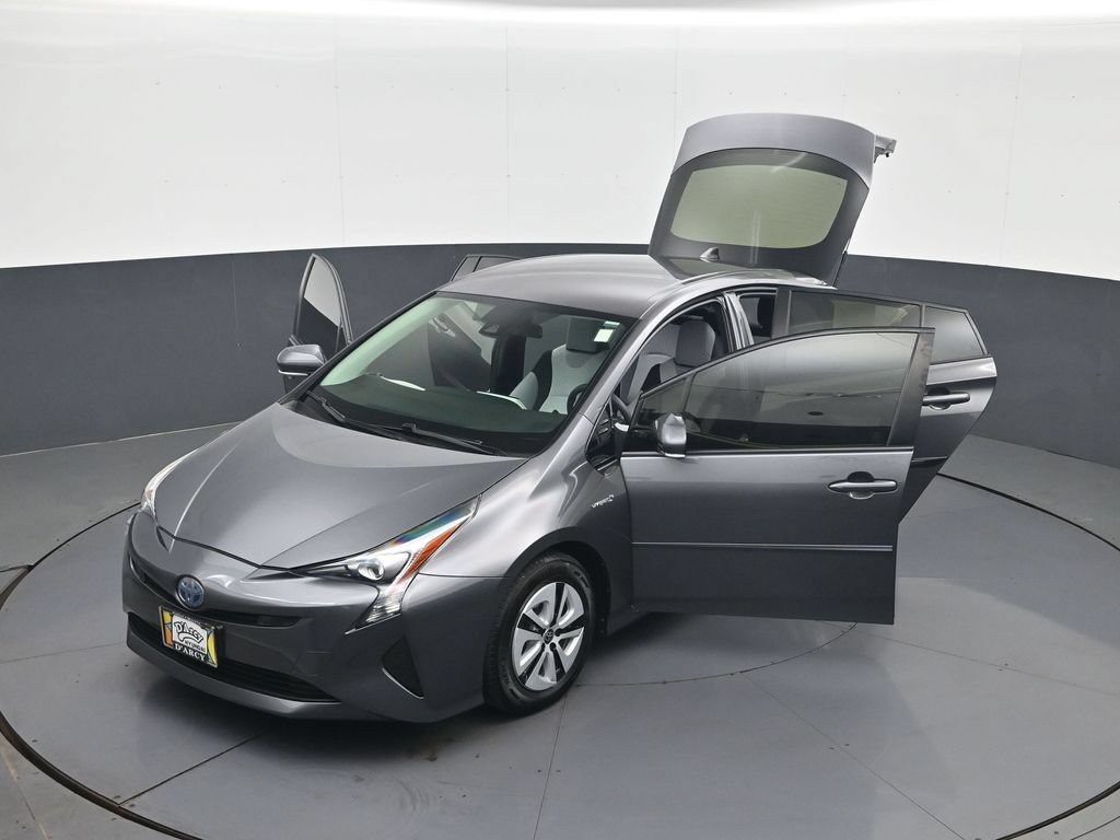 Used 2017 Toyota Prius Two FWD image 31