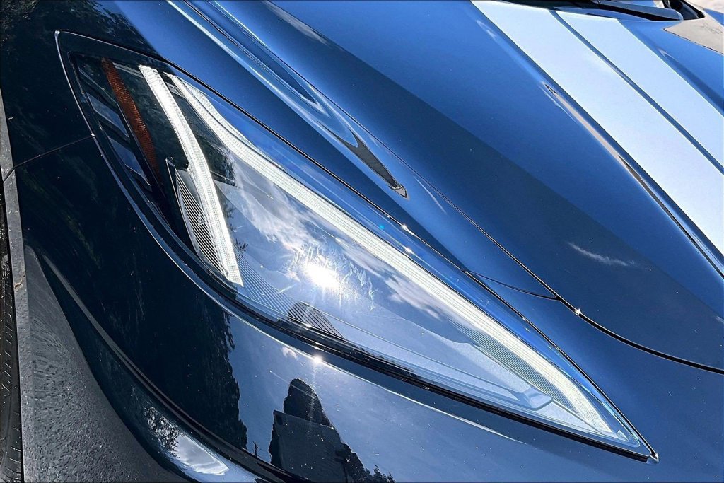 Used 2023 Chevrolet Corvette Stingray Preferred Conv w/ Stealth Interior Trim Package RWD image 28