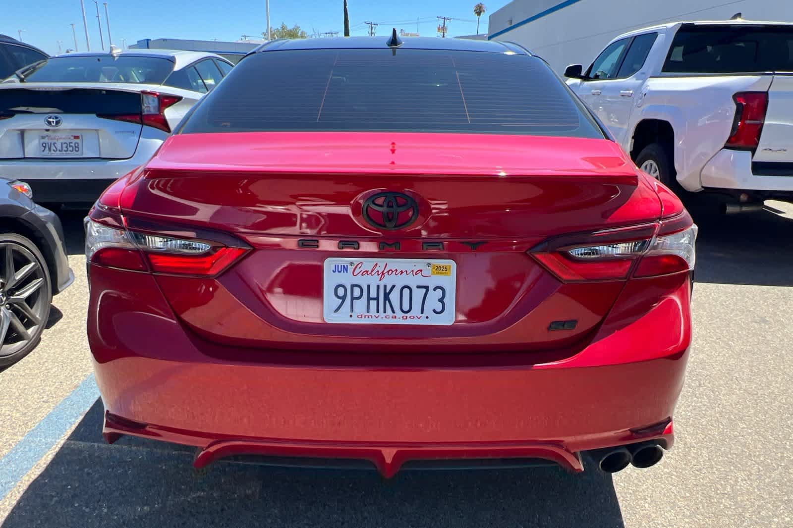 Used 2022 Toyota Camry SE FWD image 5