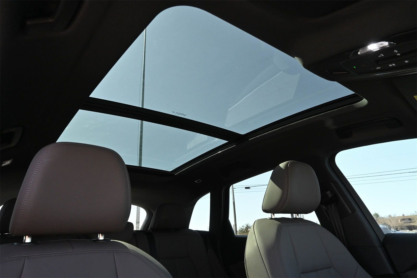 Used 2025 Audi Q5 Premium Plus w/ Premium Plus image 23