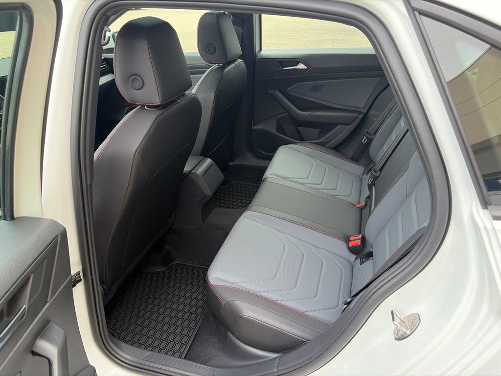 Certified 2025 Volkswagen Jetta GLI Autobahn FWD image 13