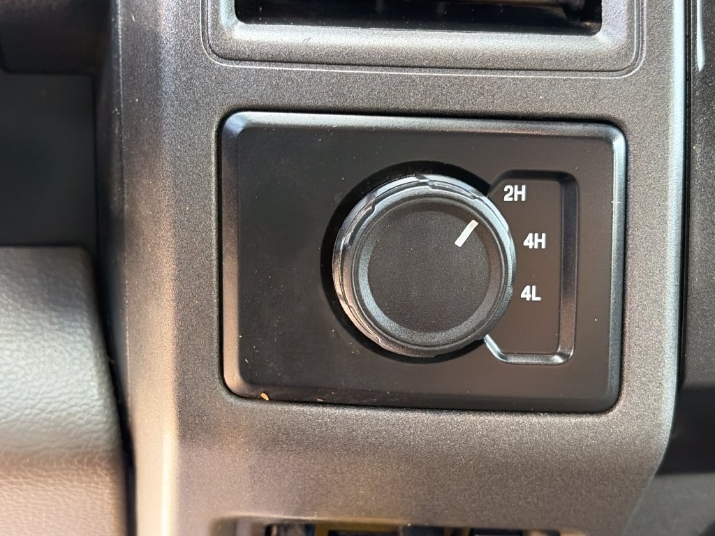 Used 2021 Ford F550 4x4 SuperCab Super Duty image 20