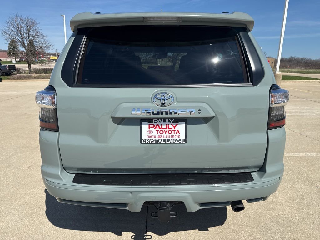 Certified 2022 Toyota 4Runner TRD Sport w/ Technology Package AWD/4WD image 4
