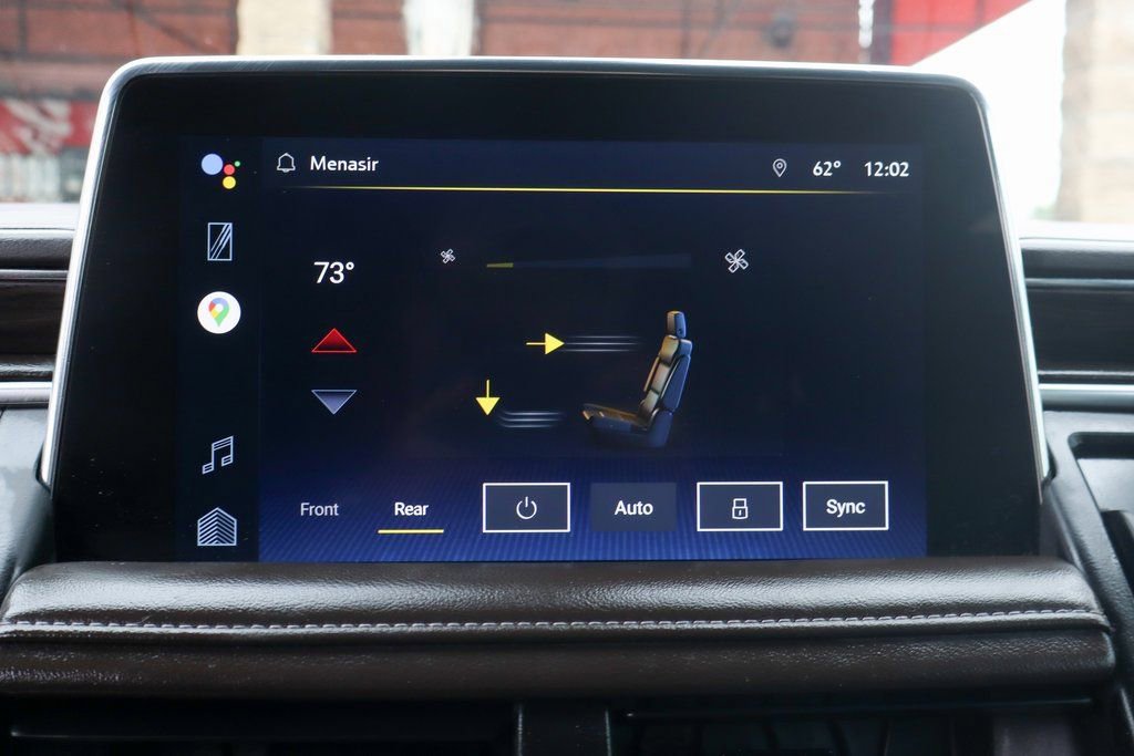 Used 2022 Chevrolet Suburban Z71 w/ Luxury Package image 31