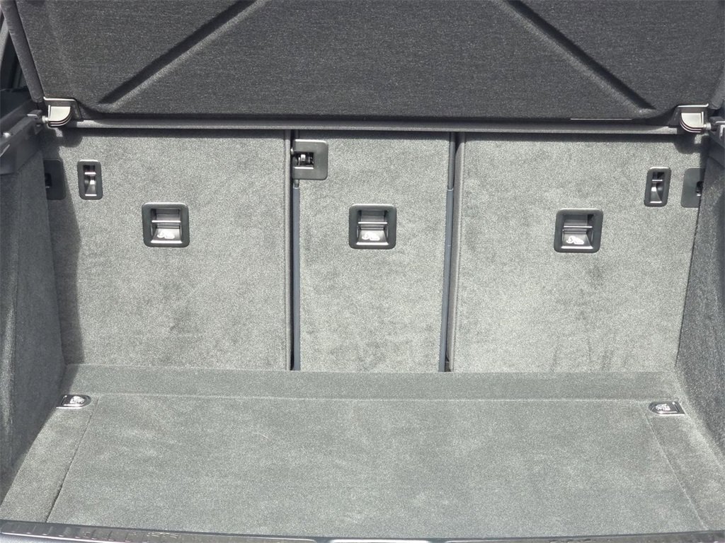 Used 2024 Porsche Macan GTS image 23