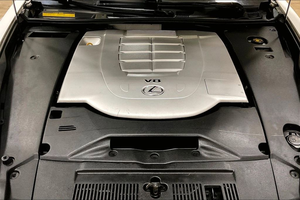 Used 2015 Lexus LS 460 AWD w/ Comfort Package image 10