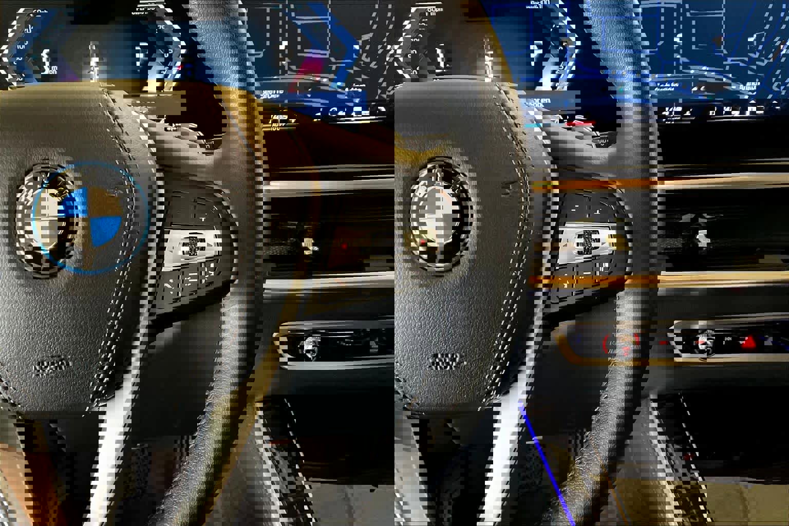 Used 2025 BMW X5 xDrive50e image 23