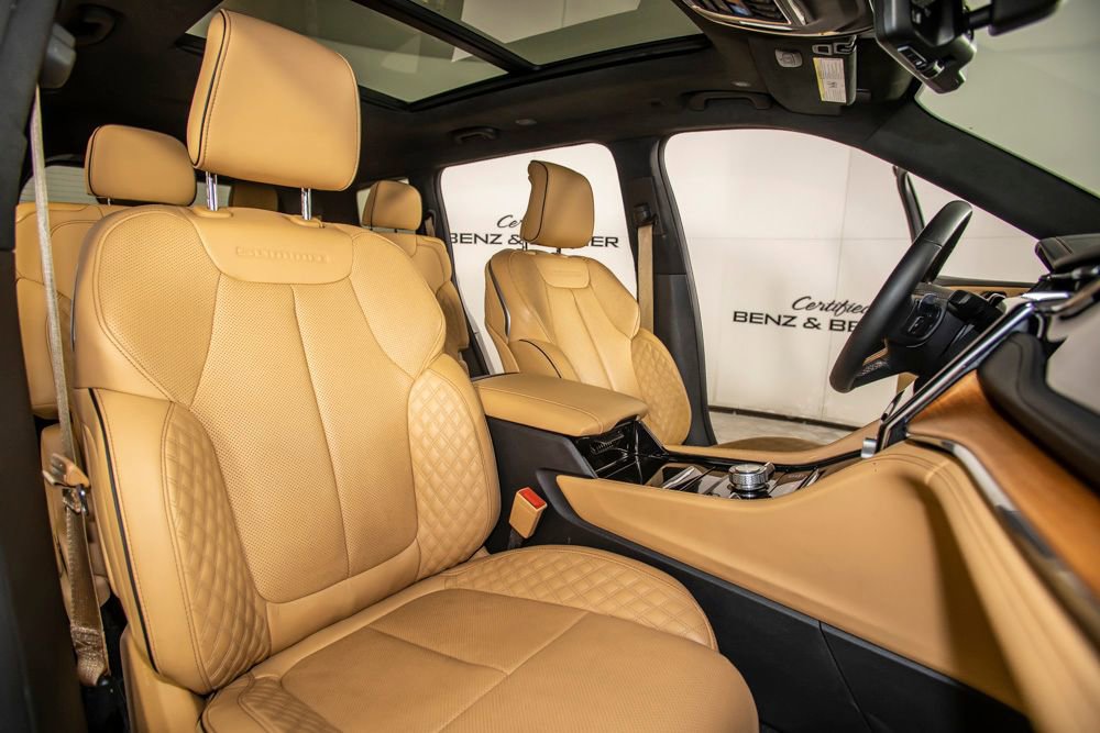 Used 2025 Jeep Grand Cherokee L Summit AWD/4WD image 22