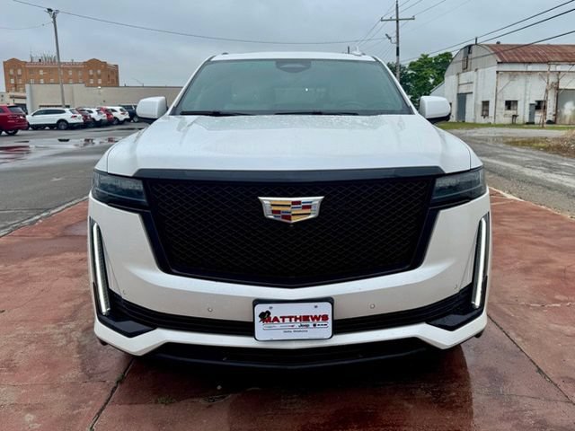 Used 2021 Cadillac Escalade Sport AWD/4WD image 2