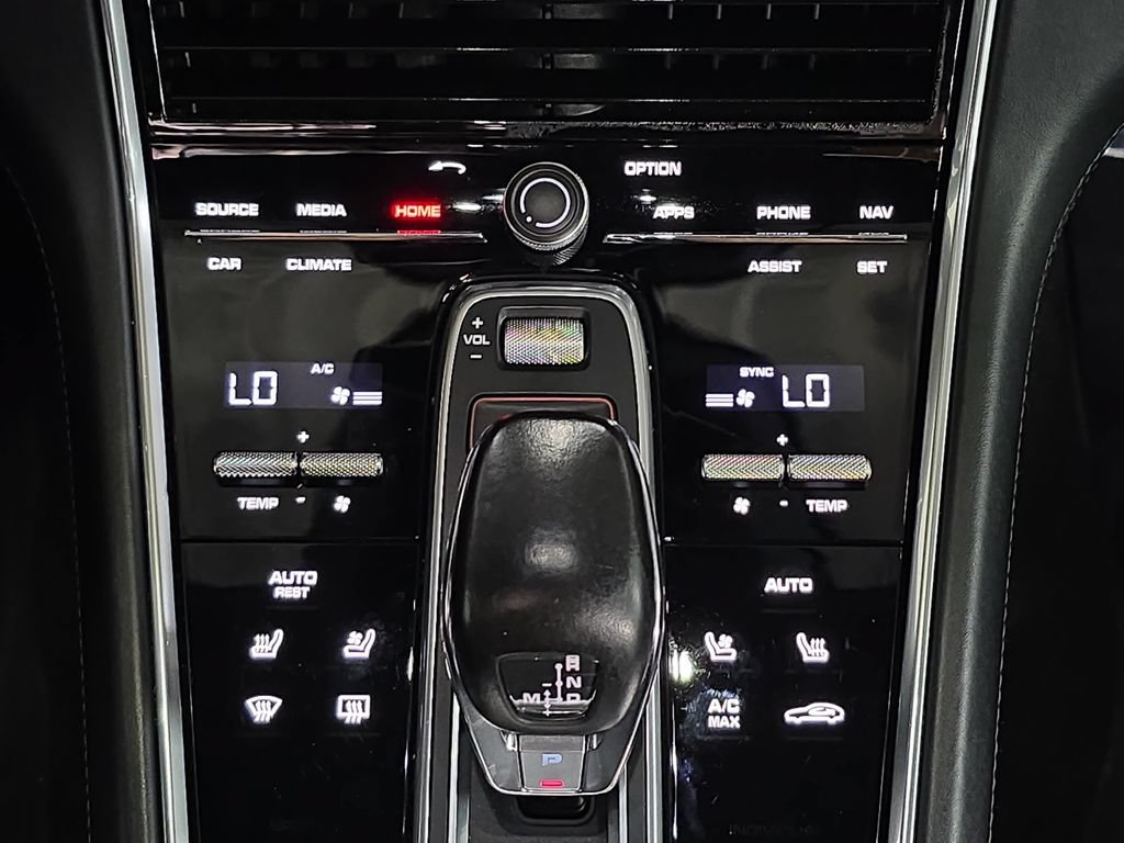 Certified 2020 Porsche Panamera GTS AWD/4WD image 19