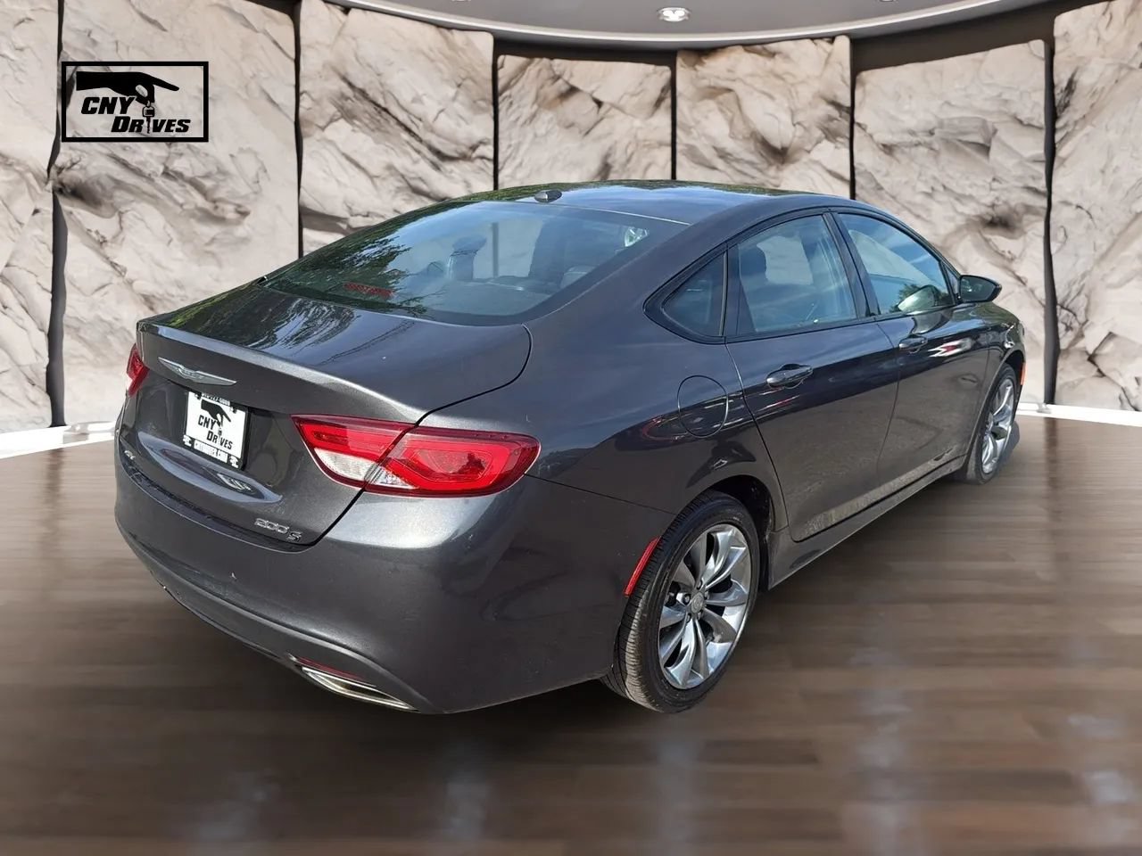 Used 2015 Chrysler 200 S w/ Comfort Group AWD/4WD image 5