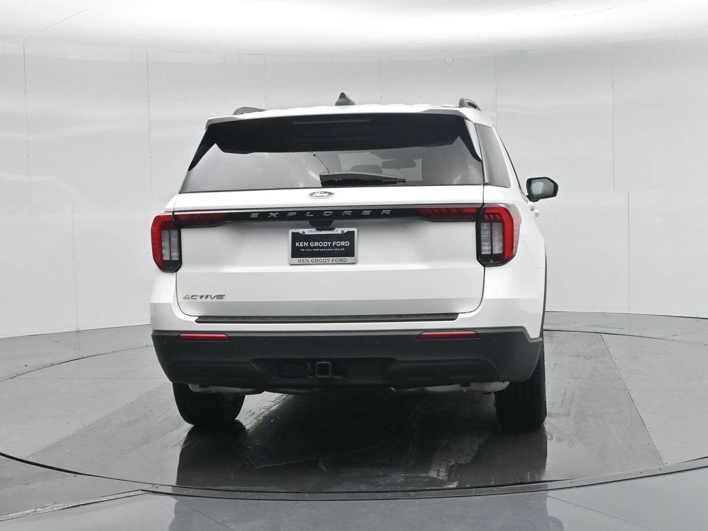 New 2026 Ford Explorer Active RWD image 56