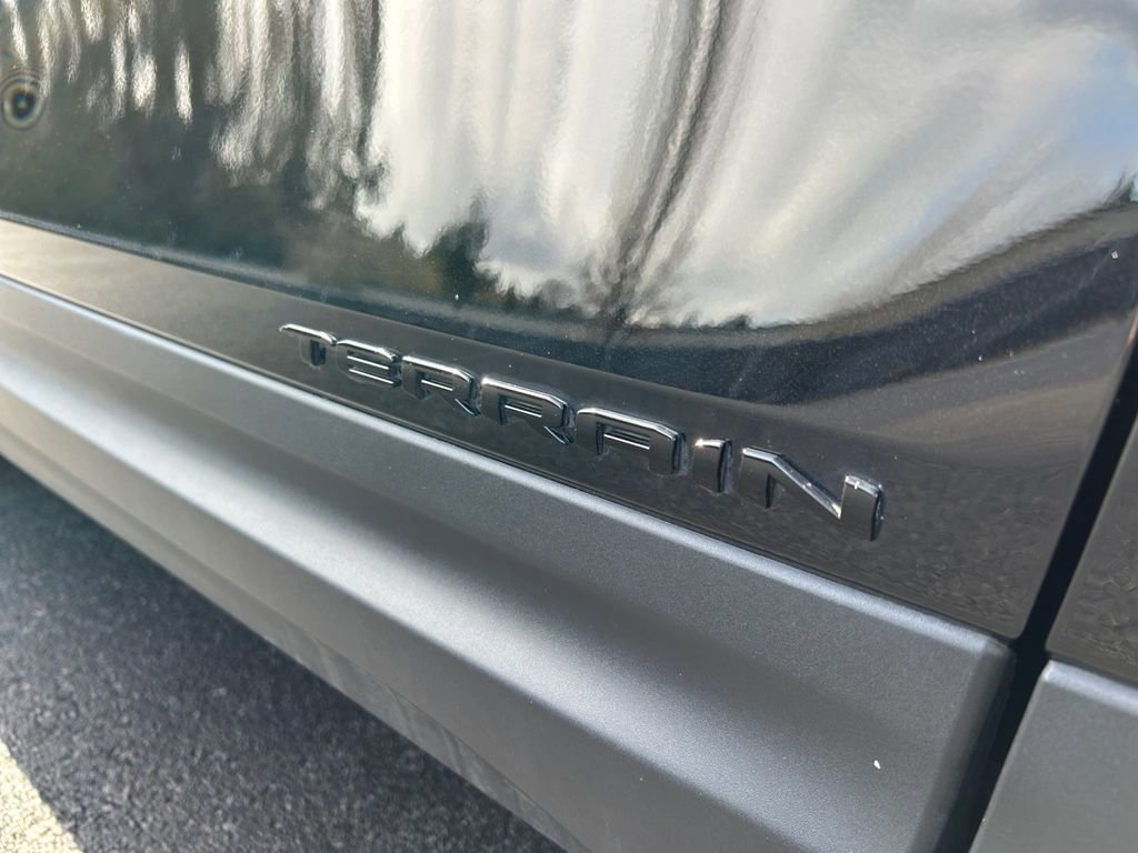 Used 2022 GMC Terrain SLT w/ Infotainment Package II image 31