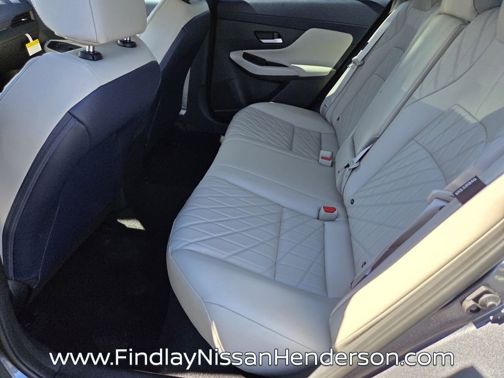 New 2026 Nissan Sentra SL w/ Floor Mat Package image 9