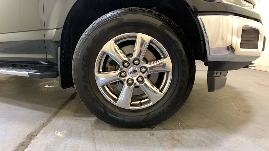Used 2018 Ford F150 XLT w/ Equipment Group 302A Luxury AWD/4WD image 9