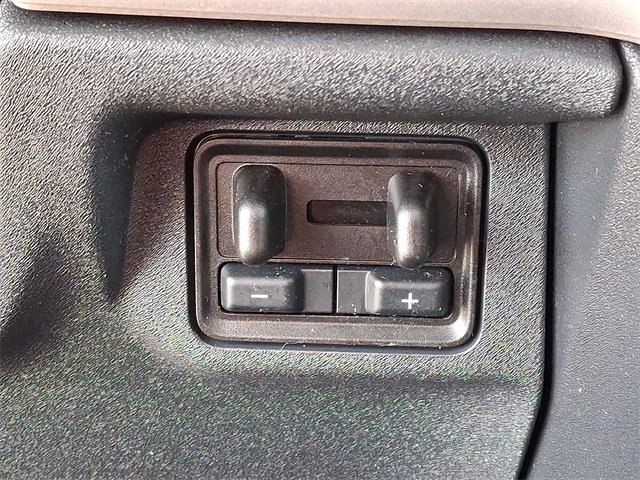 Used 2025 Ford Expedition Max Active image 26