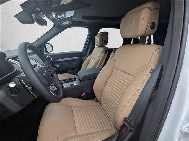 New 2025 Land Rover Discovery Dynamic SE AWD/4WD image 5