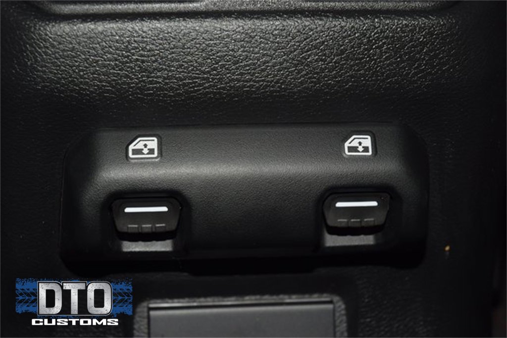 Used 2023 Jeep Gladiator Mojave w/ Trailer Tow Package image 40