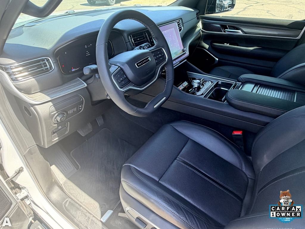 Used 2024 Jeep Wagoneer L Series III w/ Premium Group I AWD/4WD image 14