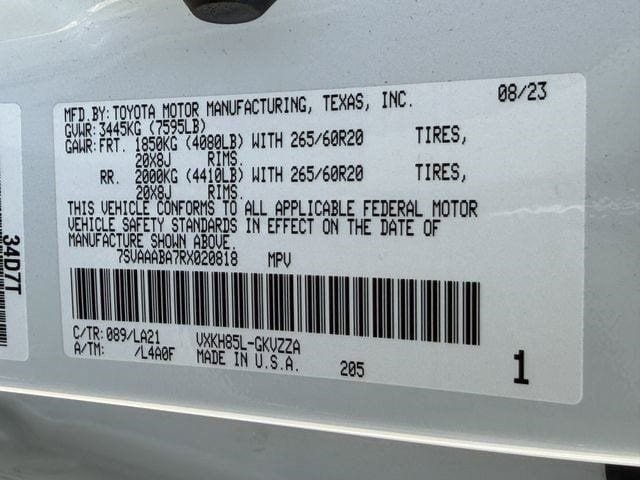 Used 2024 Toyota Sequoia Platinum AWD/4WD image 34