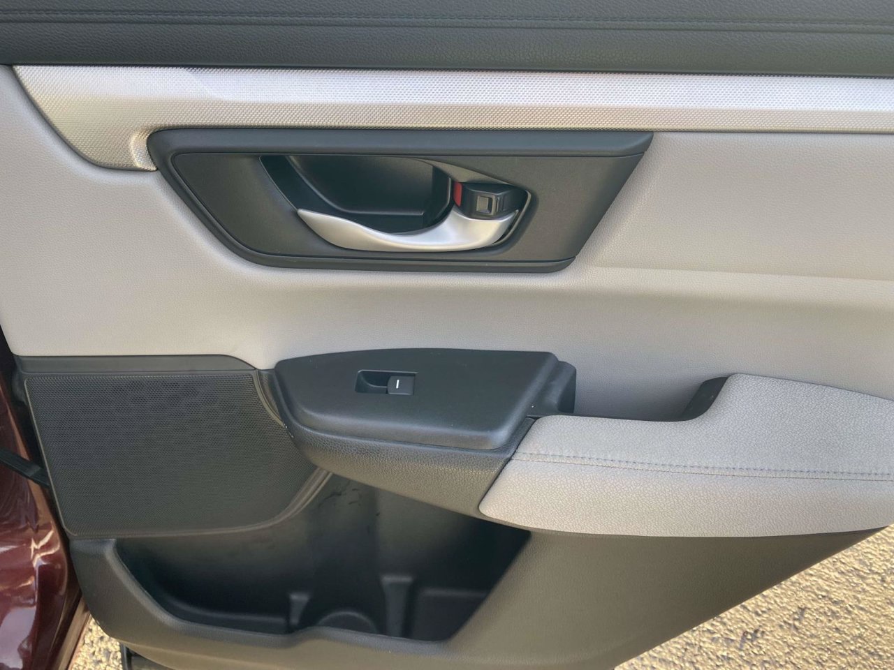 Used 2018 Honda CR-V LX image 16