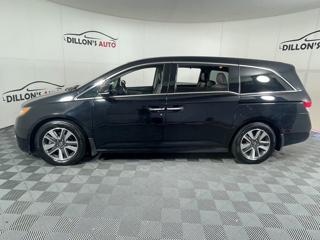 Used 2016 Honda Odyssey Touring Elite image 3