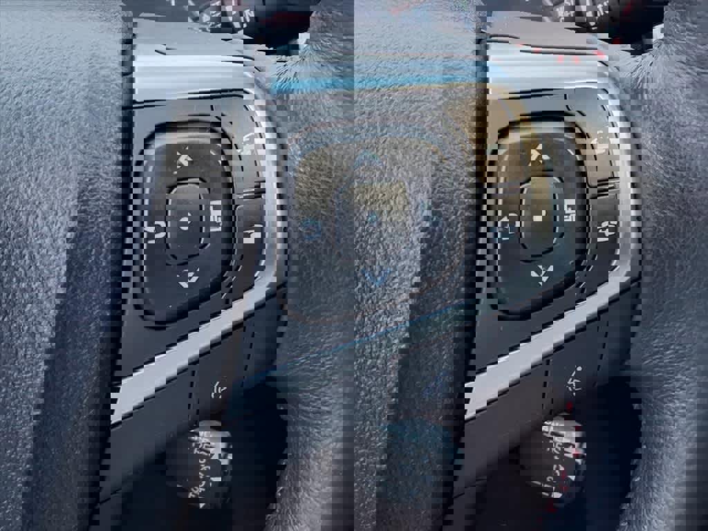 Used 2017 Toyota Camry LE image 18