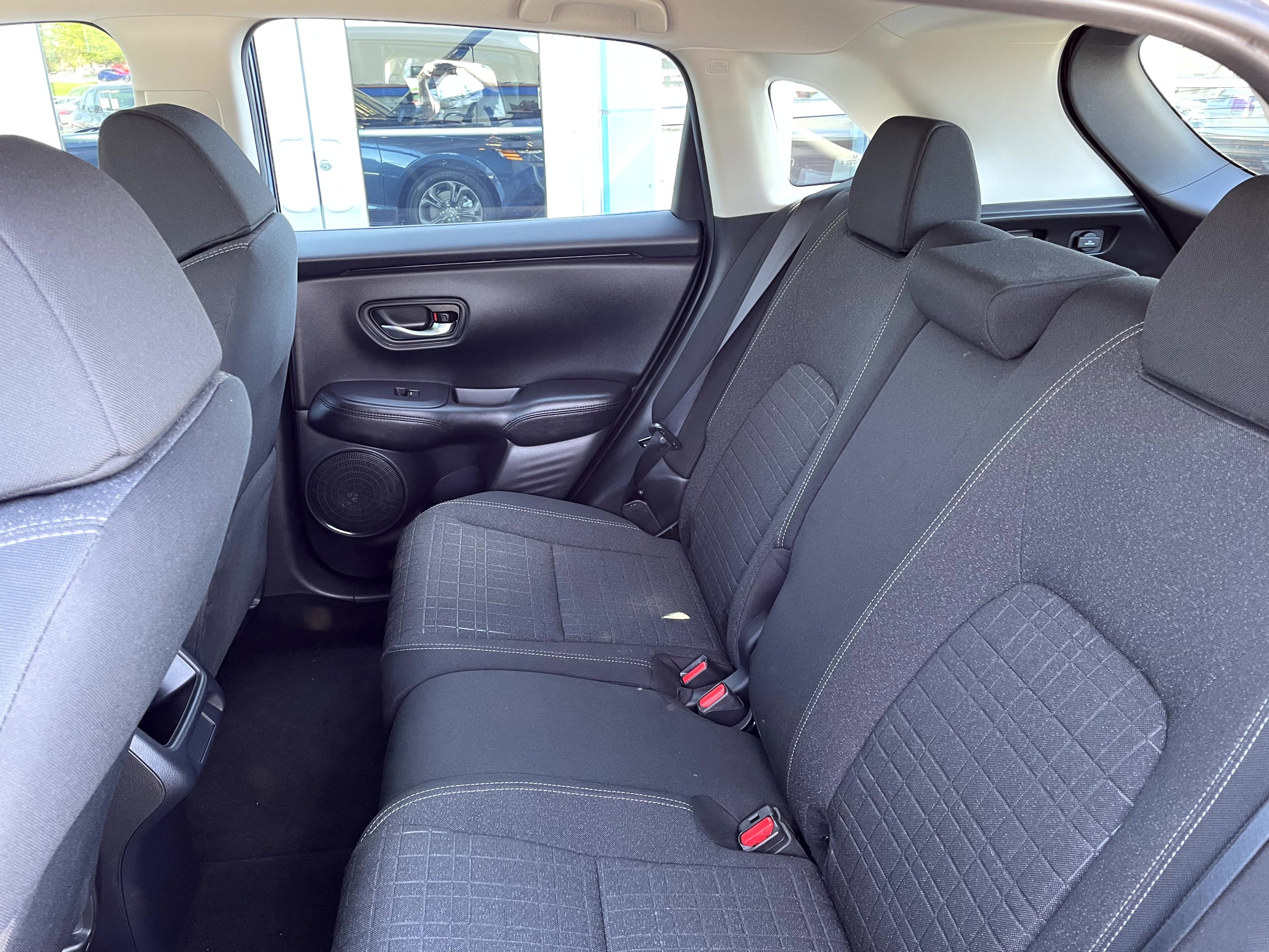 Certified 2024 Honda HR-V LX image 10