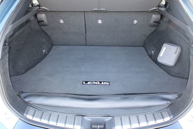 Certified 2023 Lexus RZ 450e Premium w/ Technology Package image 8