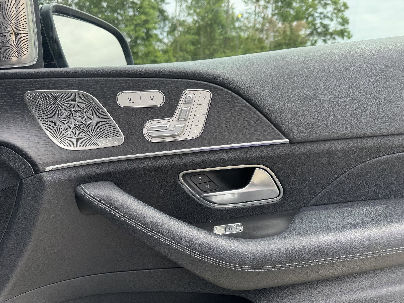 Used 2023 Mercedes-Benz GLS 580 4MATIC image 29