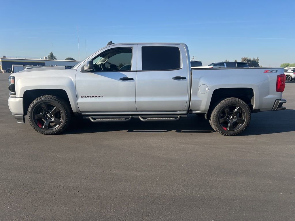 Used 2017 Chevrolet Silverado 1500 LTZ Z71 w/ Redline Edition image 8