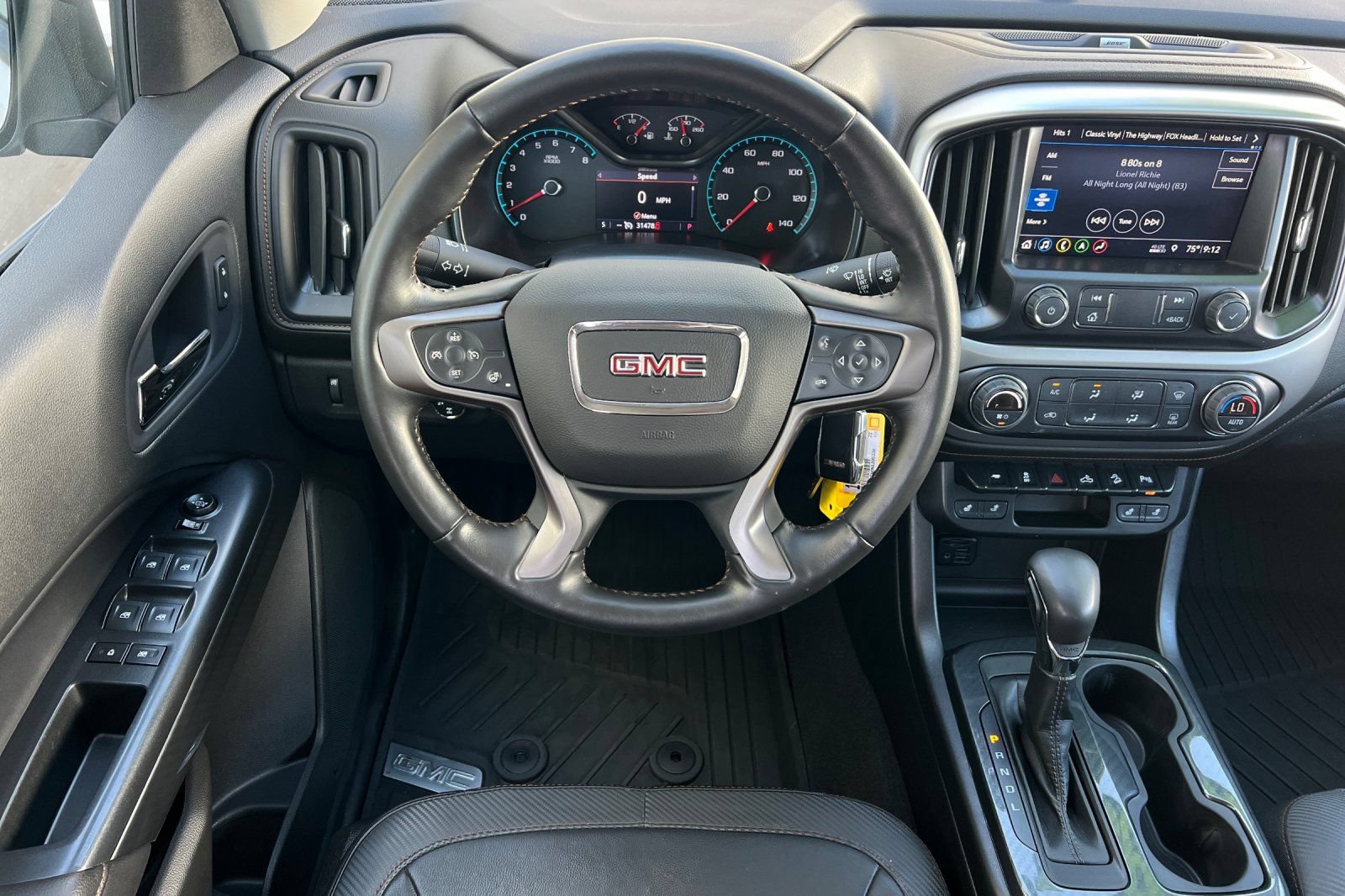 Used 2022 GMC Canyon AT4 w/ Trailering Package AWD/4WD image 17