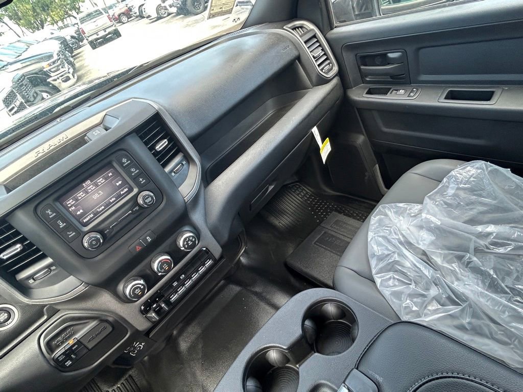 New 2023 RAM 5500 Tradesman w/ Max Tow Package image 11