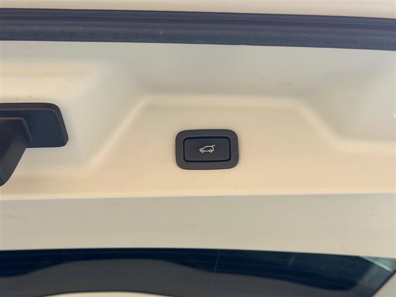 Used 2014 Land Rover Range Rover HSE AWD/4WD image 17