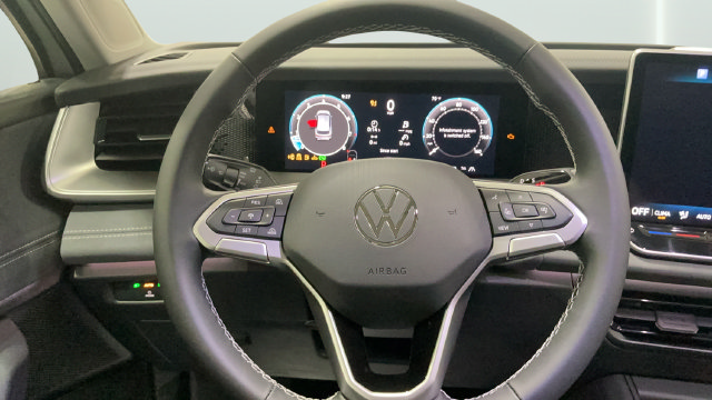 New 2026 Volkswagen Tiguan SE AWD/4WD image 22