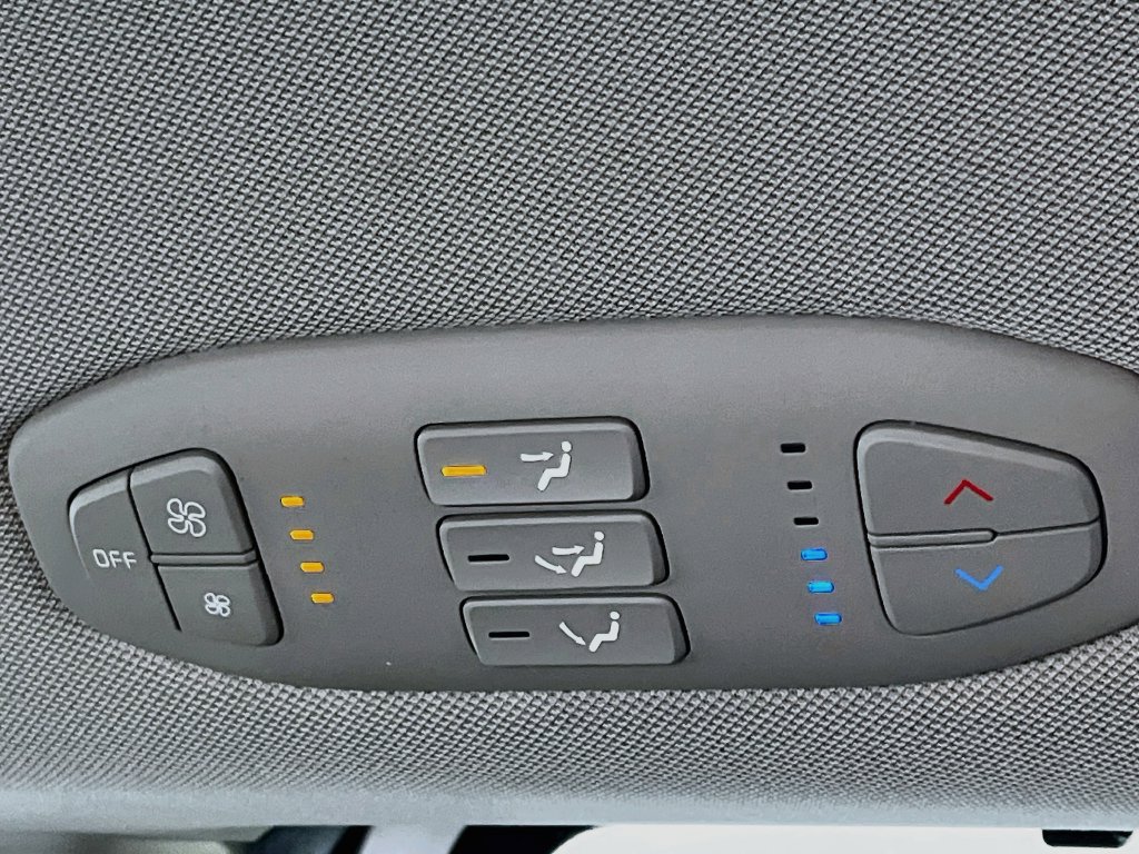 Used 2021 Kia Sedona EX FWD image 29
