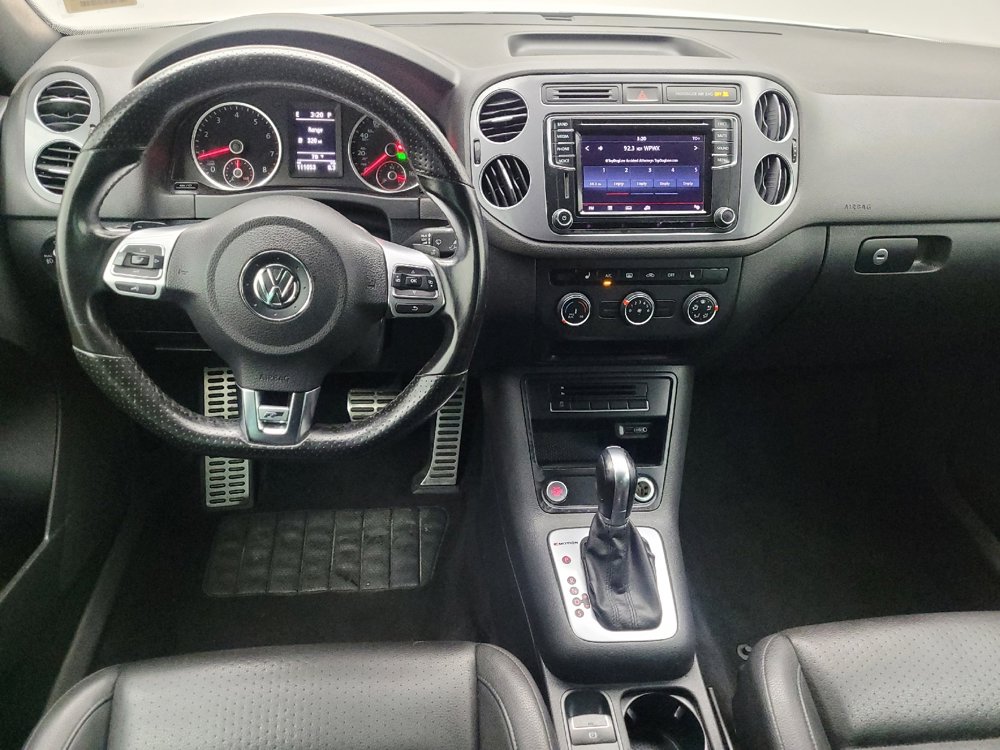 Used 2016 Volkswagen Tiguan R-Line AWD/4WD image 22