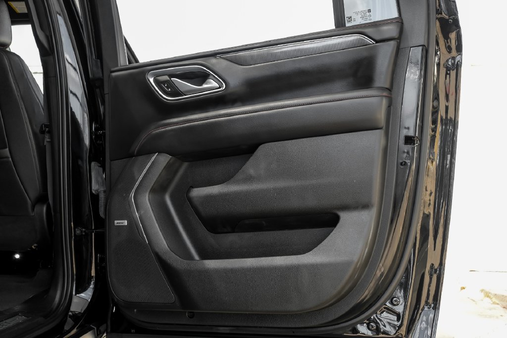 Used 2023 Chevrolet Suburban RST w/ Luxury Package RWD image 50