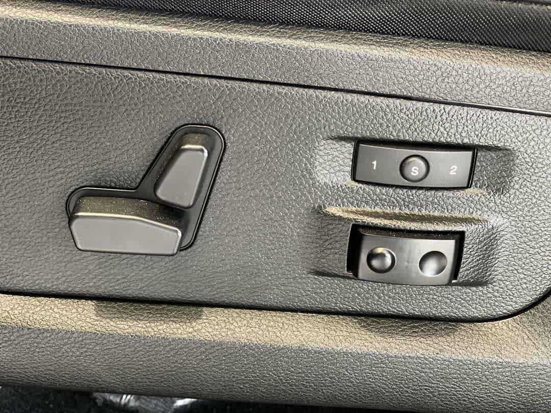 Used 2017 RAM 1500 Laramie w/ Convenience Group image 15