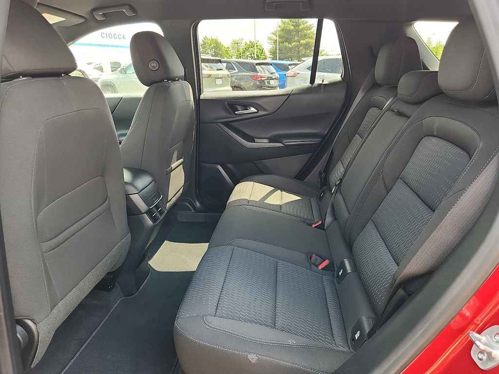 Certified 2026 Chevrolet Equinox LT AWD/4WD image 10