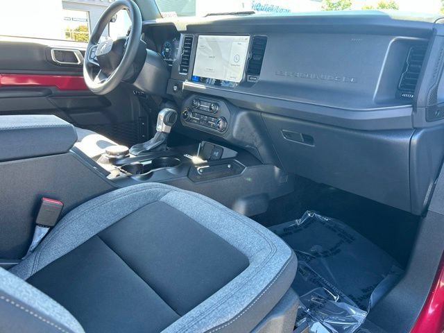 Used 2025 Ford Bronco 2-Door w/ Sasquatch Package AWD/4WD image 11