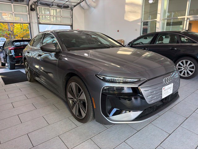 Used 2025 Audi A6 e-tron Premium Plus w/ Premium Plus AWD/4WD image 5