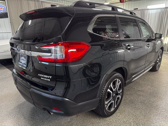 Used 2023 Subaru Ascent Limited AWD/4WD image 4
