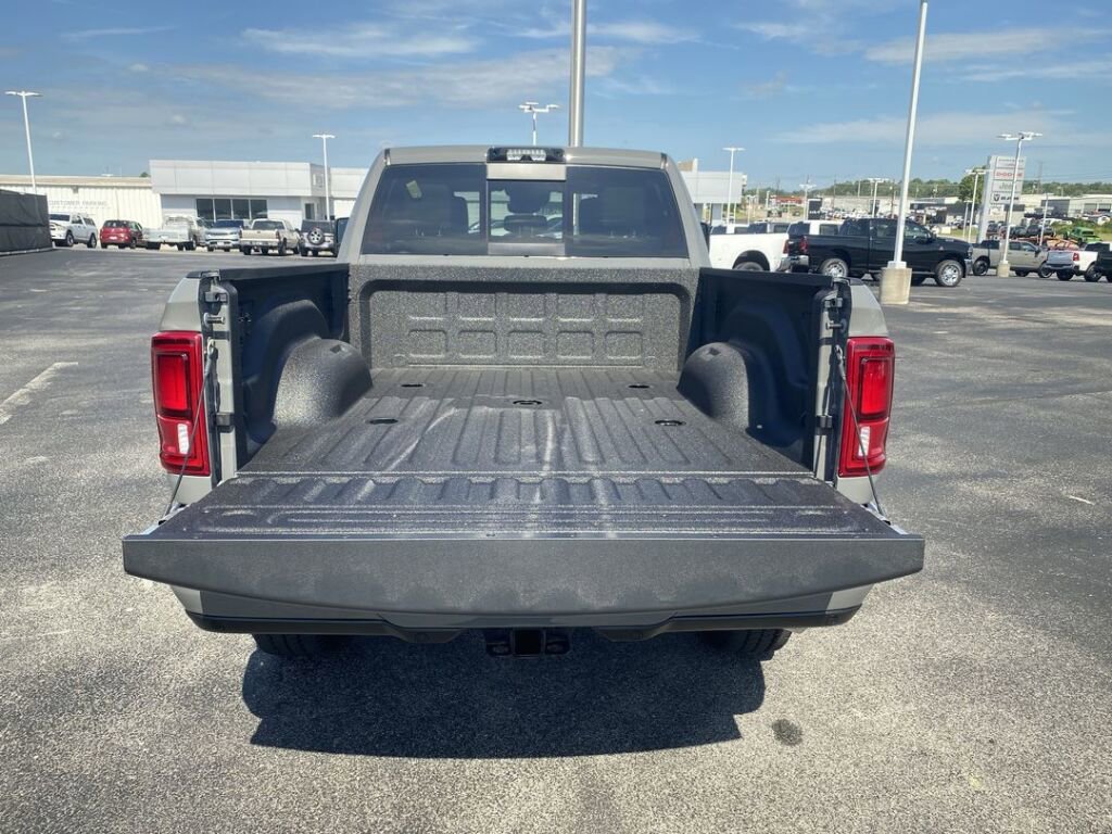 New 2025 RAM 2500 Laramie image 25