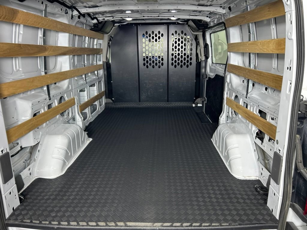 Used 2025 Ford Transit 250 Low Roof w/ Exterior Upgrade Package RWD image 17