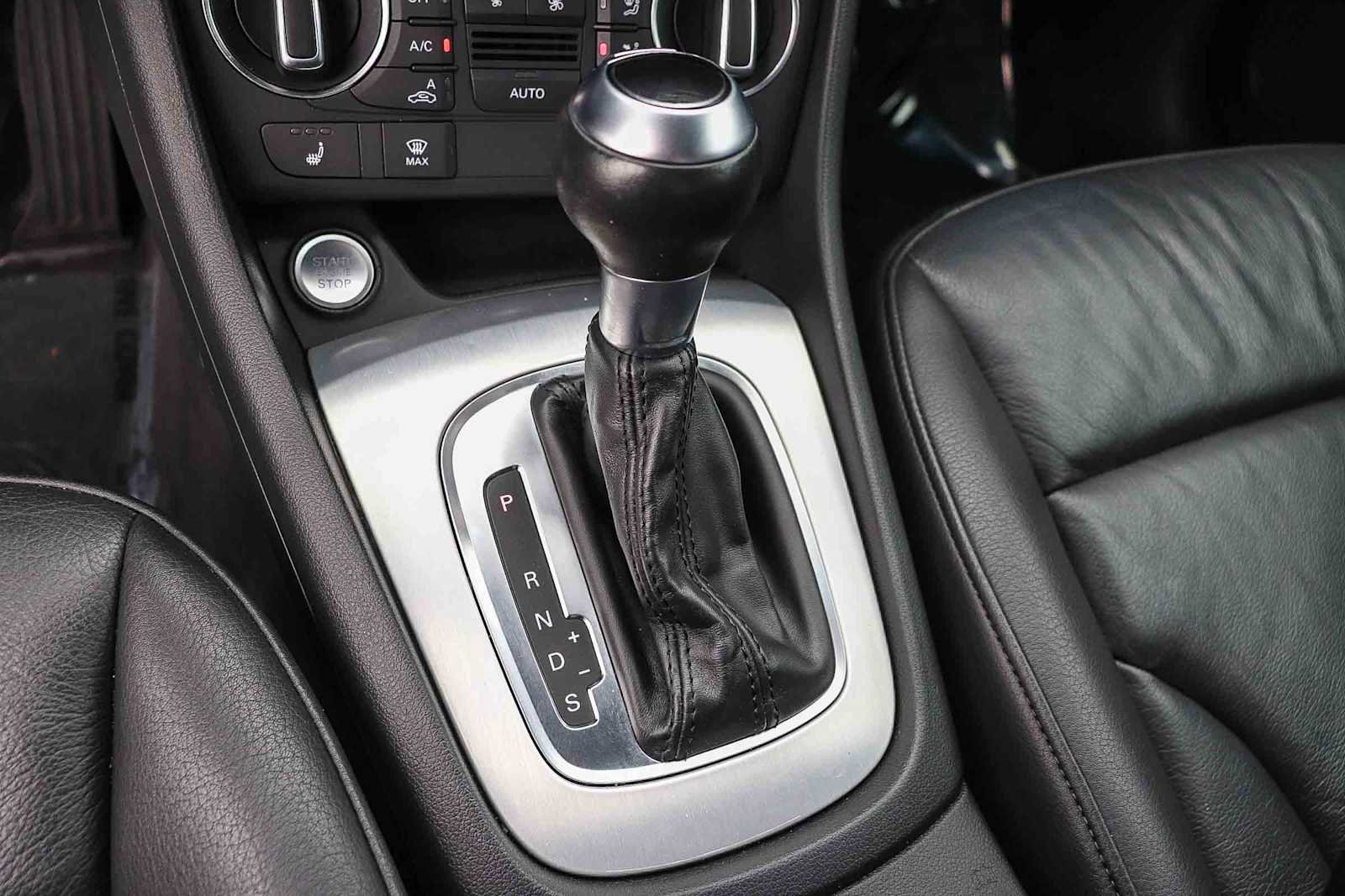 Used 2018 Audi Q3 2.0T Premium FWD image 25