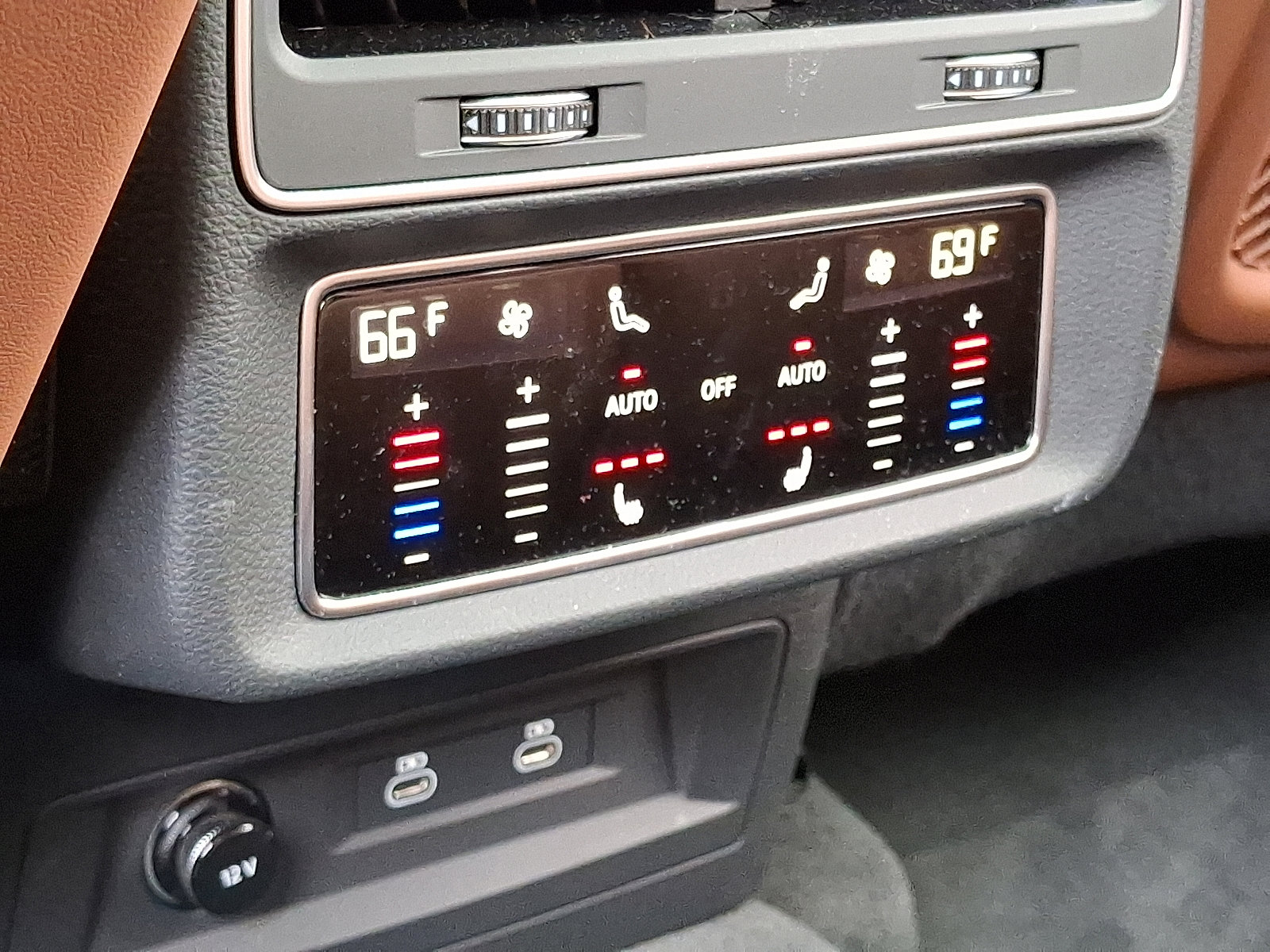 Used 2025 Audi Q7 3.0T Premium Plus w/ Premium Plus Package image 11